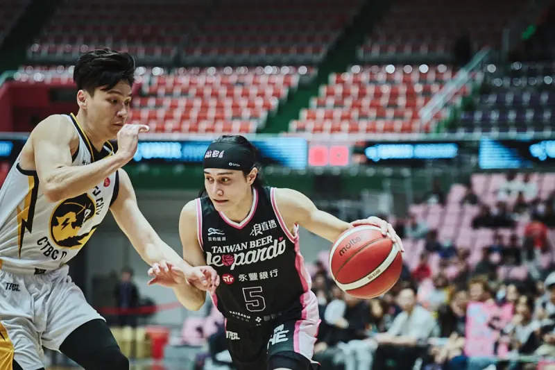TPBL／雲豹85：77擊敗特攻！例行賽主場最終戰贏球　終⽌4連敗