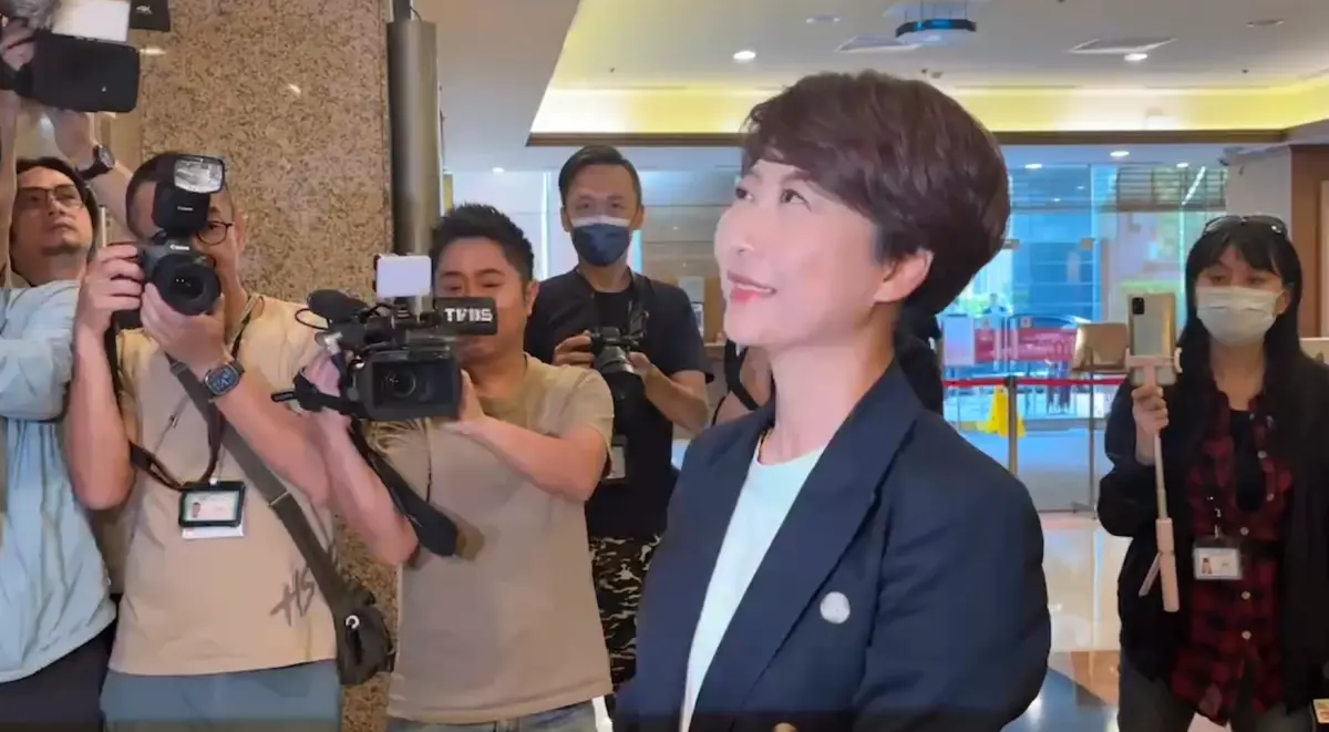 ▲對於林俊憲呼籲要黨內團結，陳亭妃表示一律不回應，否則傷和氣。（圖／記者陳韻年攝，2025.04.30）