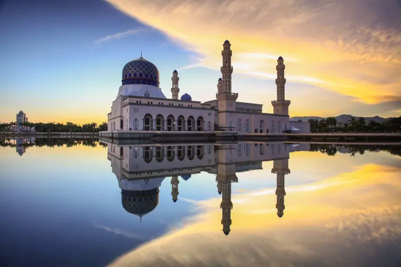 ▲圖為馬來西亞沙巴「水上清真寺」。（圖／旅天下提供）