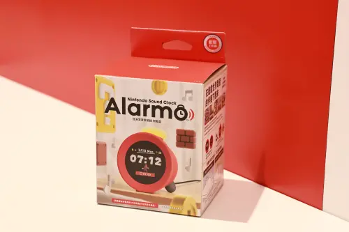 ▲任天堂音響鬧鐘 Alarmo 售價3390元，開幕當天限量100台。（圖／記者吳翊緁攝）