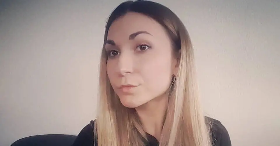 ▲烏克蘭女記者維多莉亞・羅什奇娜（Victoria Roshchyna），遭俄軍俘虜後死亡，遺體被發現眼球、大腦組織被挖走，生前遭到酷刑虐待。（圖／翻攝自Facebook）