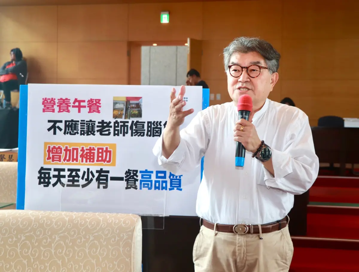 ▲議員李中提出，台中市應正視學生營養，建議市府提高補助金額，讓午餐每日最營養一餐(圖／柳榮俊攝2025.4.30)