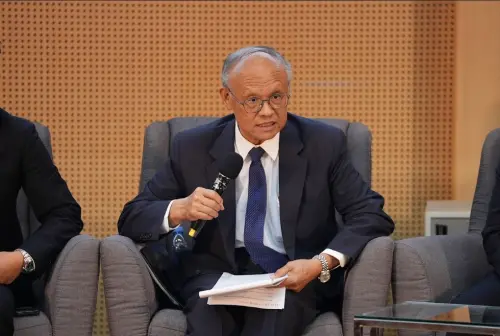 ▲他也重申，台灣的產業基礎是建立在特定強項，並藉此媒合上下游供應鏈，這樣建立更強勁、有韌性的供應鏈，也協助全球建立工業生態系，如今台灣面臨比韓國、日本等競爭對手更高的關稅，希望川普政府在擬定關稅政策可以三思，「台灣不是敵人，台灣是家人。」（圖／記者王郁勳攝）