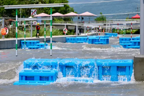 ▲宜蘭安農溪輕艇激流標桿國際競賽場，為我國首座人工輕艇激流標桿競賽場地。(圖/宜蘭縣政府提供)