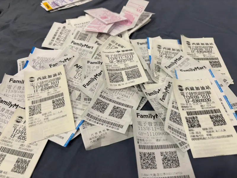 ▲財政部統計，統一發票截至114年5-6月期累計87期，可兌領特別獎之中獎發票共有1205張，已兌領909張，為台灣創造了909位千萬富翁。（圖／記者徐銘穗攝）