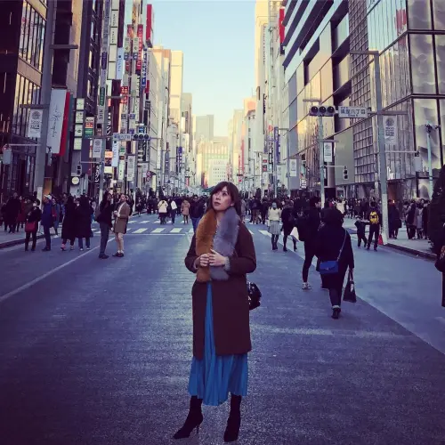 貴婦奈奈終於回來面對!不只吸金10億要查 1.3億債務等她還 ▲貴婦奈奈遭4間銀行、醫美儀器廠商提告討債。(圖/翻攝貴婦奈奈臉書)