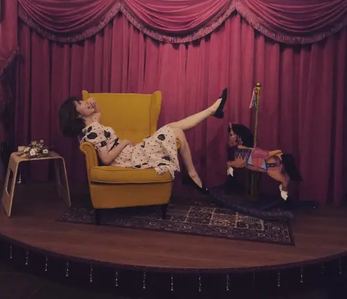 貴婦奈奈終於回來面對!不只吸金10億要查 1.3億債務等她還 ▲有律師分析,債主要透過刑事程序,使貴婦奈奈有不想入獄的壓力,才可能拿回錢。(圖/翻攝貴婦奈奈臉書)