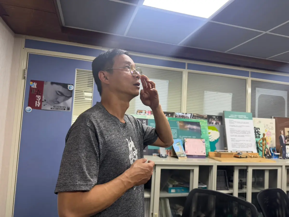 ▲遭指認入獄、成功平反的張振忠，聆聽他的創業心法，如何在出獄後撕下更生人的標籤，從送貨員華麗轉身成為工程千萬大亨。（圖／記者陳偉周攝）