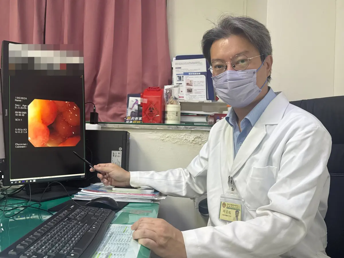 ▲李綜合醫院外科主任邱昱瑞說，患者因胃潰瘍造成腸阻塞(圖／醫院提供2025.5.4)