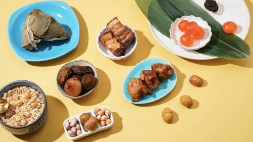 ▲老新台菜主廚團隊嚴選優質食材打造每一顆粽子。（圖／老新台菜提供）