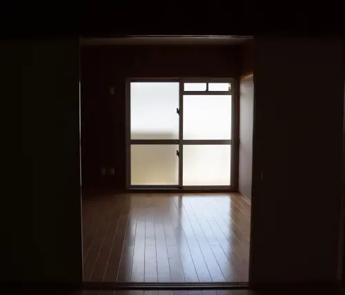 ▲房間,房子,出租,租房,租屋(非當事屋,示意圖/翻攝自photoAC) ▲有網友懷疑就是因為氣場不好,原PO才會被陷害,認為還是要尊重。(非當事屋,示意圖/翻攝自photoAC)