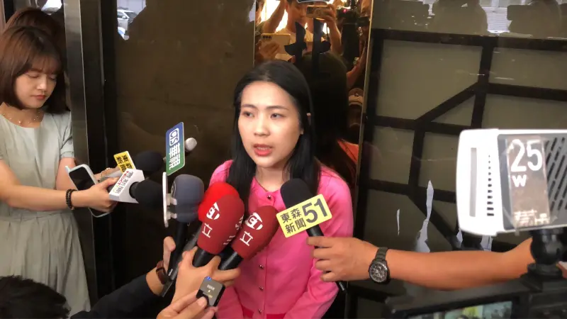 立院斷拐砸手！徐巧芯「不和解」告柯建銘開庭