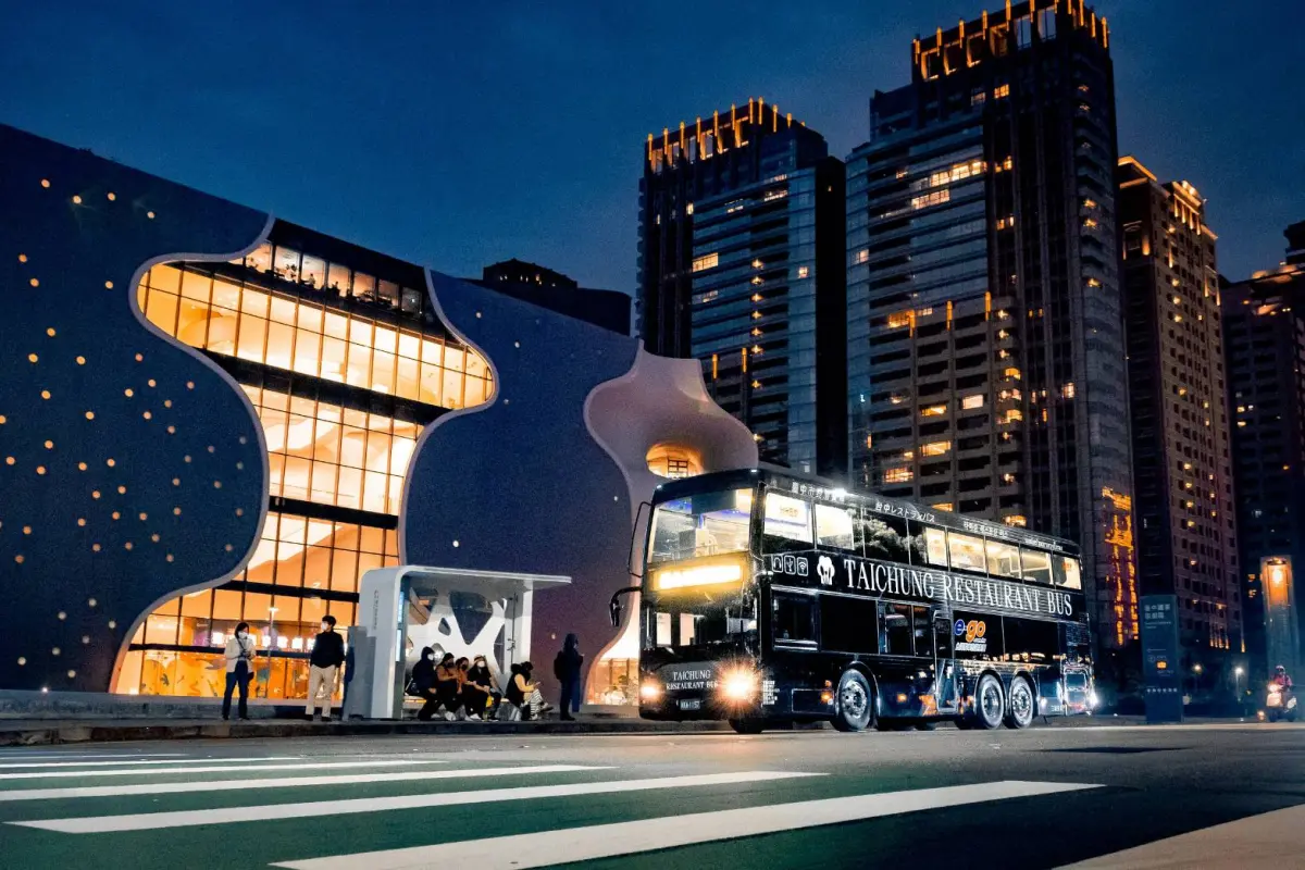 ▲台中雙層觀光餐車外觀(圖／觀旅局提供2025.5.1)