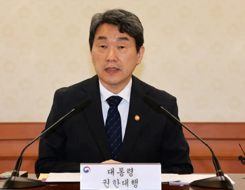 燙手山芋！韓國教育部長暫代總統一職　承諾盡最大努力穩定國家