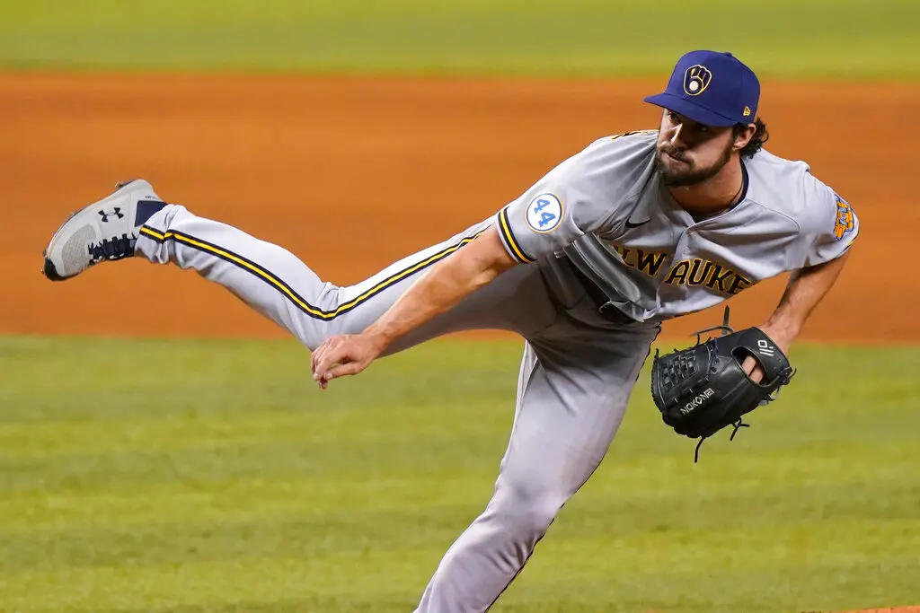 ▲洛杉磯道奇隊於今（2）日進行多項人員調整，補強投手戰力與內野深度。球隊透過讓渡與交易方式，分別網羅了右投J.P. Feyereisen與Ryan Loutos，同時以小聯盟合約簽下內野手／外野手Nick Senzel。（圖／美聯社／達志影像）