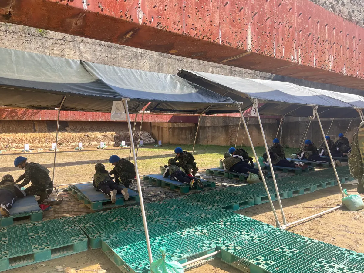 ▲北市高中生實彈射擊體驗活動，113學年度第2學期活動於海軍陸戰隊陸戰六六旅靶場舉辦。（圖／北市教育局提供）