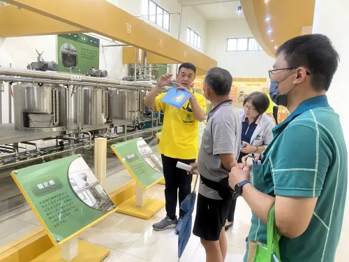 ▲善化啤酒廠環境教育園區是全國首座以啤酒為主題的觀光工廠,也是南區第一家取得環境教育設施場所認證的啤酒廠。(圖/南市府環保局提供) ▲善化啤酒廠環境教育園區是全國首座以啤酒為主題的觀光工廠,也是南區第一家取得環境教育設施場所認證的啤酒廠。(圖/南市府環保局提供)