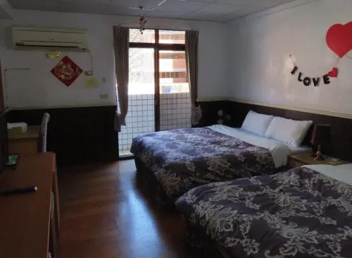 ▲台東逸軒飯店溫泉套房第12標屋況,底價105萬、保證金21.1萬元。(圖/行政執行署花蓮分署臉書) ▲台東逸軒飯店溫泉套房第12標屋況,底價105萬、保證金21.1萬元。(圖/行政執行署花蓮分署臉書)