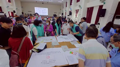 ▲新材料循環產業園區都計公開展覽期間至5月29日止,都計書圖草案內容可在小港區公所、大林蒲6里辦公室、都發局網站查閱。(圖/高市府都發局提供) ▲新材料循環產業園區都計公開展覽期間至5月29日止,都計書圖草案內容可在小港區公所、大林蒲6里辦公室、都發局網站查閱。(圖/高市府都發局提供)