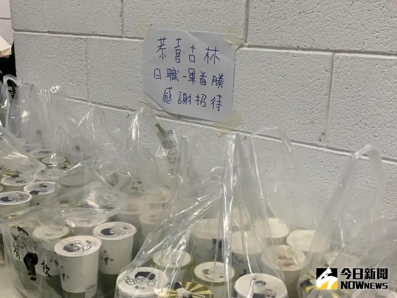 ▲古林睿煬拿下日職首勝後，仍不忘中職老戰友，今日請統一獅管理訂了60杯飲料。（圖／記者陳柏翰攝）