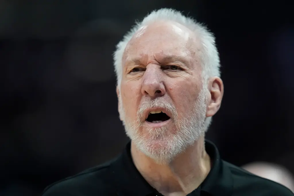 ▲NBA美國職籃（National Basketball Association）傳奇教練Gregg Popovich正式卸下聖安東尼奧馬刺隊主教練職務，轉任全職籃球營運總裁。（圖／美聯社／達志影像）