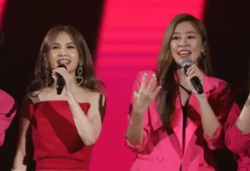 ▲張棋惠（右）承認過去曾對楊丞琳（左）很機車，現在彼此已經像家人一樣。（圖／資料照）