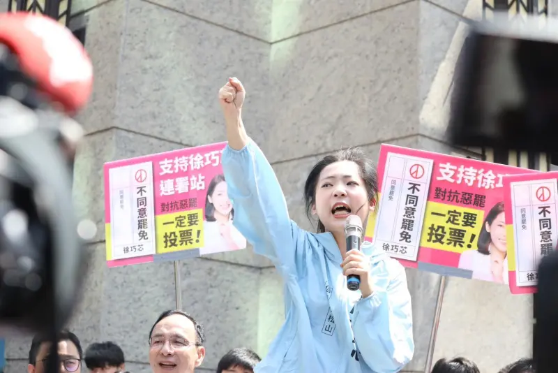 沒出席海軍性騷案報告遭轟！徐巧芯不忍了　爆料驚人內幕：不屑聽