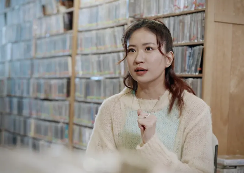 ▲9m88透露演情緒很重的戲，竟然演到手臂發麻，後來還起疹子。她也表示都沒演到戀愛的情節，期盼有機會嘗試，而對手希望是孔劉。（圖／鏡電視提供）