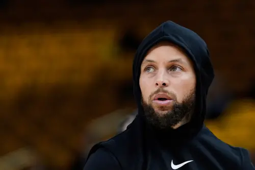 ▲金州勇士當家球星Stephen Curry表示，自己接下來去客場會準備一周的行李，然後直接飛往明尼蘇達和灰狼進行第二輪的比賽。（圖／美聯社／達志影像）