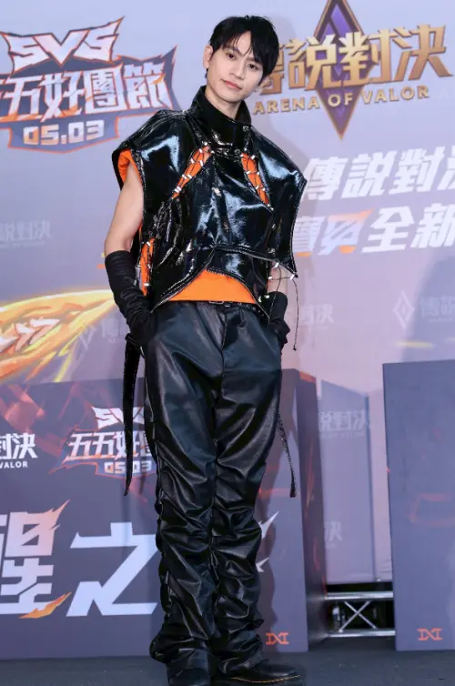 ▲Andy老師出席《傳說對決》的活動,吸引數百位粉絲到場,他也坦言心情很緊張,透露自己玩《傳說對決》絕不投降,自稱勝率絕對有50%以上。(圖/記者嚴俊強攝) ▲Andy老師出席《傳說對決》的活動,吸引數百位粉絲到場,他也坦言心情很緊張,透露自己玩《傳說對決》絕不投降,自稱勝率絕對有50%以上。(圖/記者嚴俊強攝)