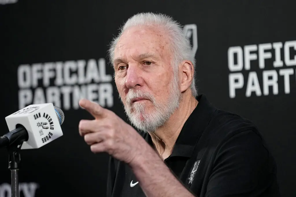 ▲在討論誰是NBA史上最偉大的教練時，Phil Jackson和Gregg Popovich（圖中者）是人們經常會提到的兩個人選。隨著兩人現在都已不在第一線，這種比較也蓋棺論定。（圖／美聯社／達志影像）