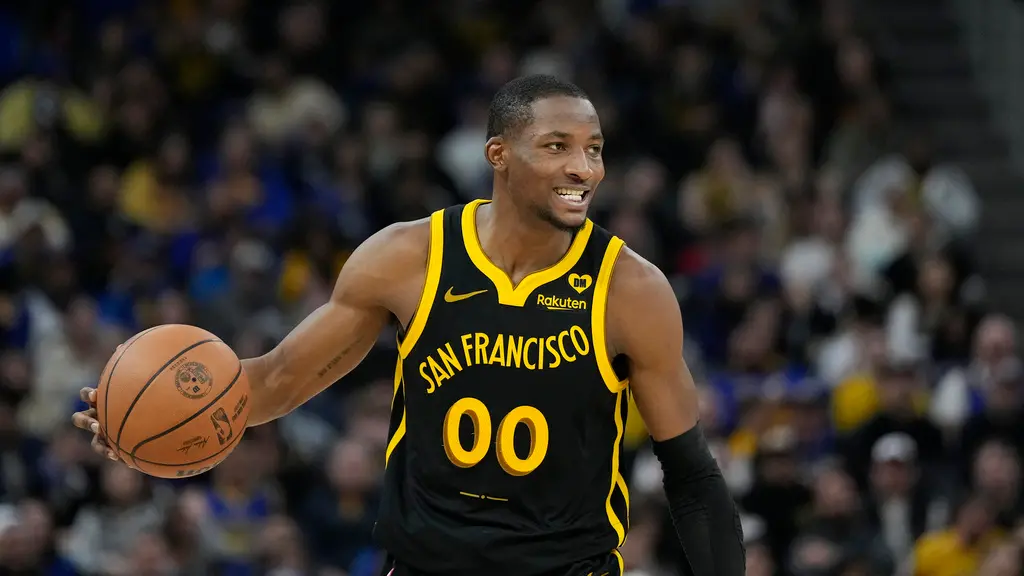 ▲美媒爆料，金州勇士今夏對於Jonathan Kuminga的問題有三大選項，但最有可能的是進行先簽後換，不過這位頂級前鋒隨著在季後賽失去輪換機會，其在市場上的身價已大幅下滑。（圖／美聯社／達志影像）