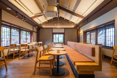 ▲星巴克大溪公園門市充滿日式和風氛圍。（圖／星巴克提供）