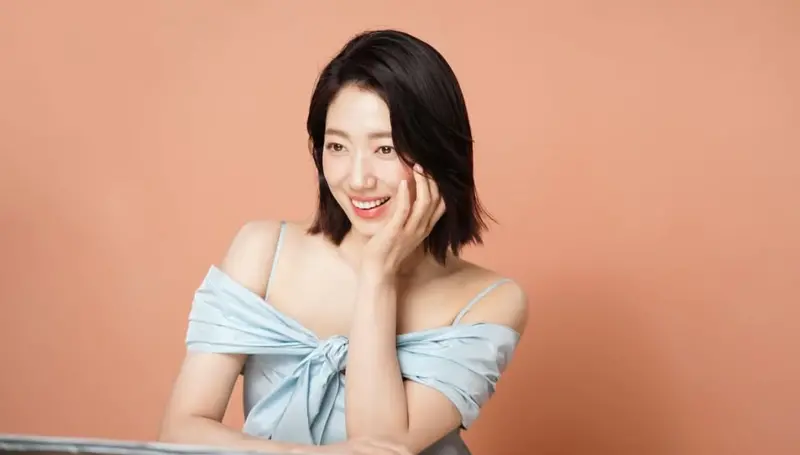 朴信惠大跳〈Like Jennie〉！35歲當媽舞姿驚人　原來曾是練習生