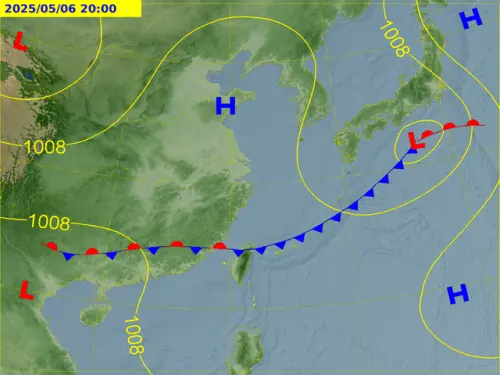 ▲週二、週三鋒面就在台灣上空，全台的降雨機率都提升，而且可能會有「旺盛對流發展」。（圖／中央氣象署）