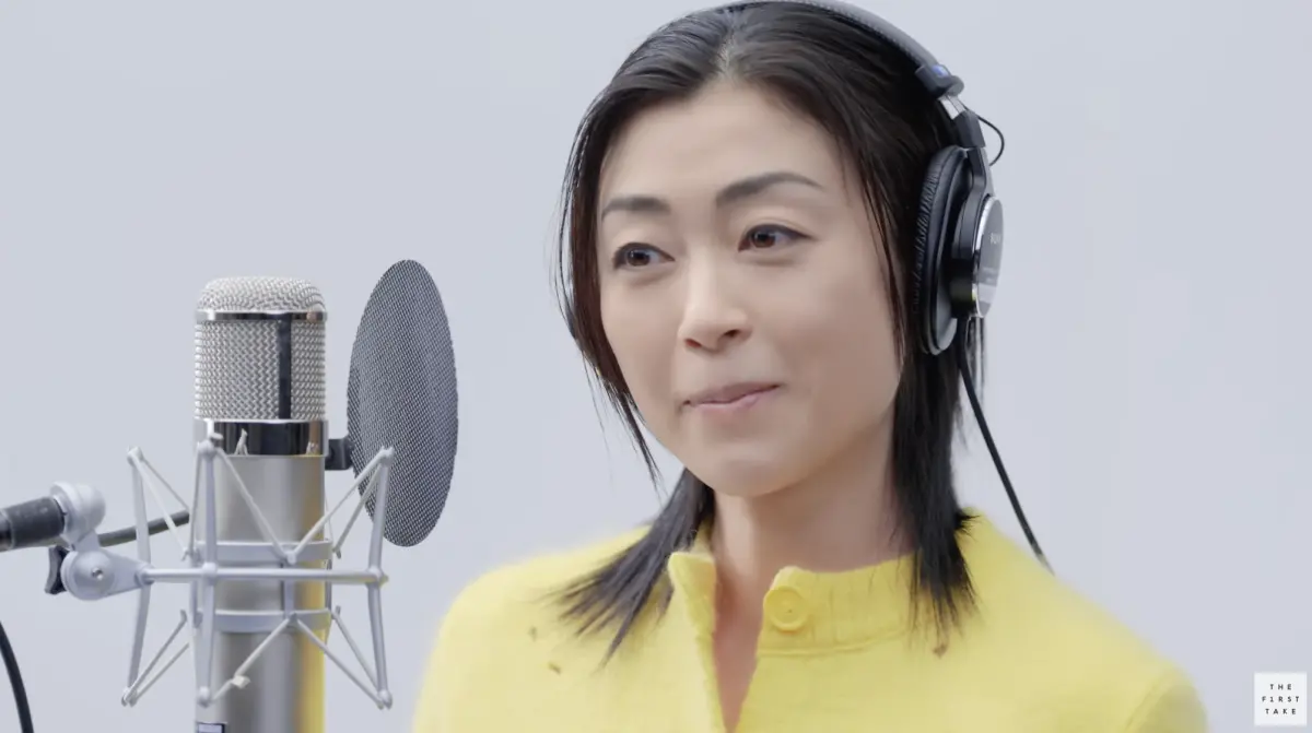 ▲日本歌姬宇多田光在新歌中提倡夫妻不同姓遭炎上，還被部分網友嗆聲，「不會再聽妳的歌了！」（圖／THE FIRST TAKE YouTube）