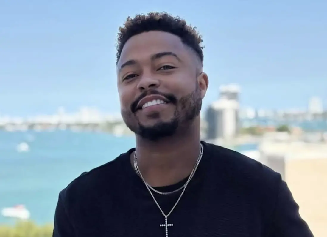 ▲美國藝人柯克梅達斯在加護病房昏迷2週，最後因「胰臟壞死」搶救無效病逝，享年33歲。（圖／柯克梅達斯 IG）