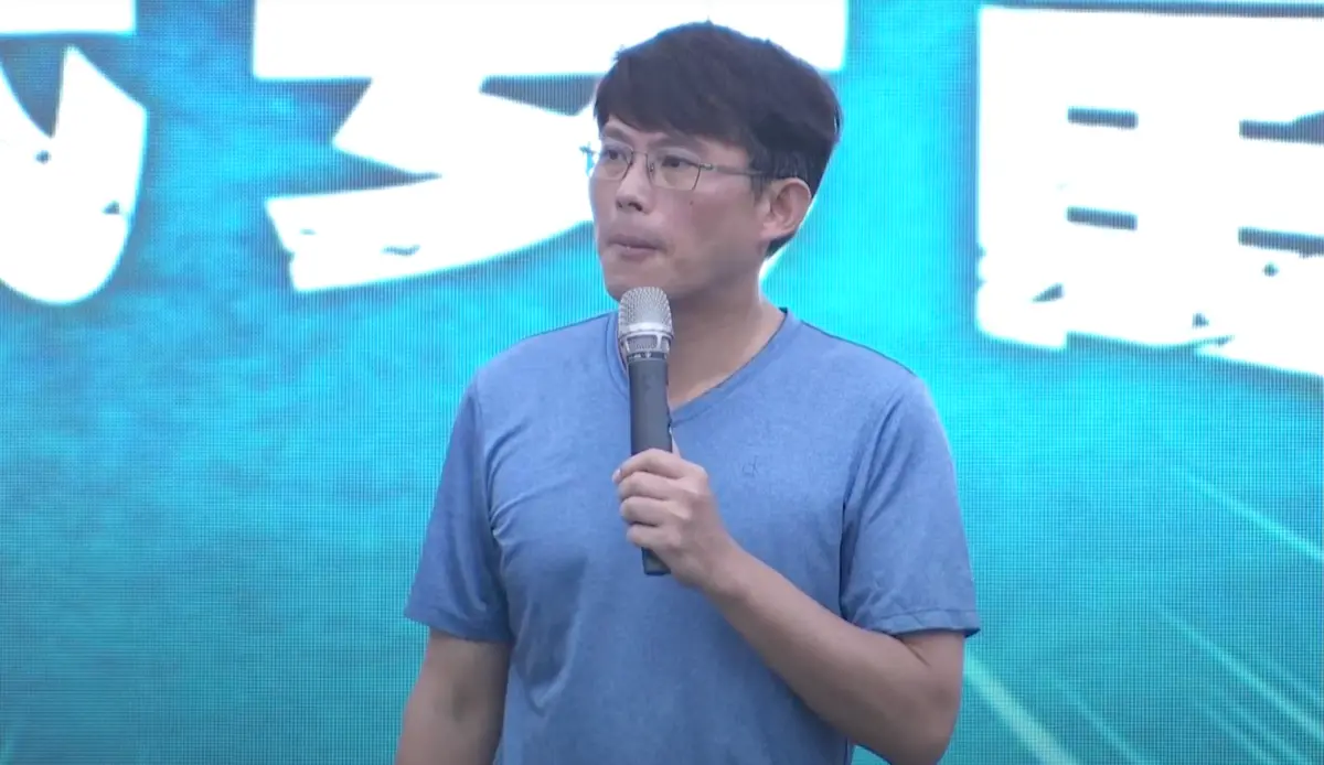 ▲民眾黨主席黃國昌桃園宣講時回應民眾提問，談到反制大罷免，他重申民眾黨絕對不會坐視不理。（圖／民眾黨提供，2025.05.04）