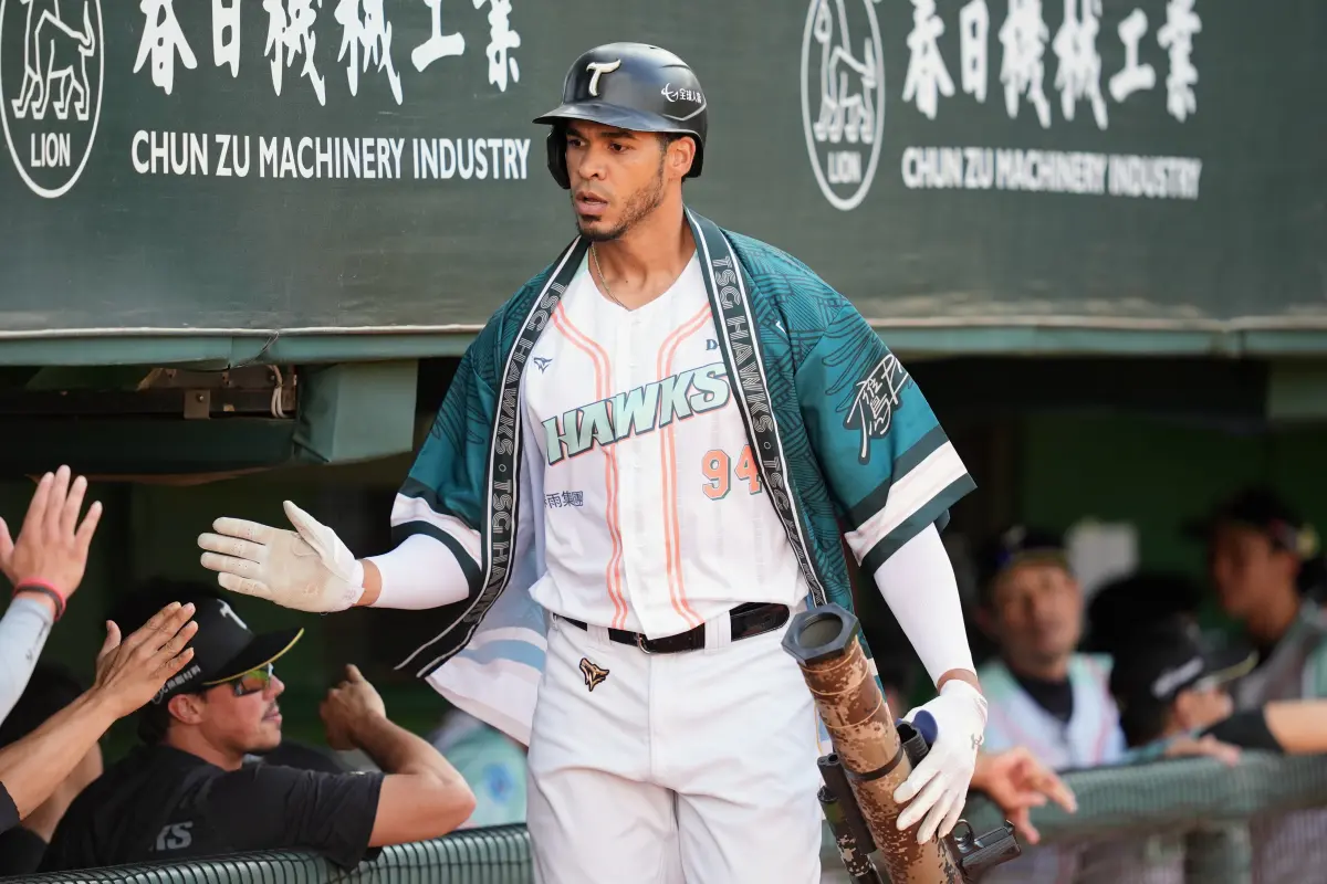 中職／魔鷹的好台鋼投手都知道！陳柏清、韋宏亮盼「大哥」能續約