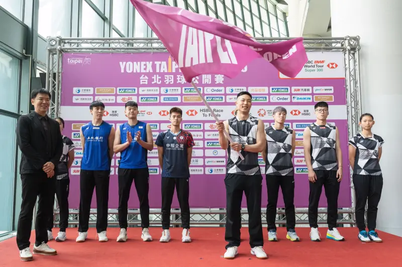 ▲2025年台北羽球公開賽將於5月6日在台北小巨蛋正式點燃戰火，吸引來自27國、共計451名選手參賽。地主台灣派出堅強陣容應戰，由男單一哥周天成領軍，攜手李佳豪與林俊易力拚佳績，期盼在主場留下獎牌。（圖／中華羽協提供）