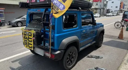 整車窗全部破了!苗栗罷團宣傳車遭砸毀 犯嫌作案動機曝光