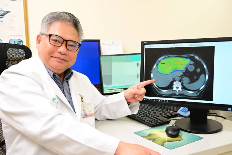 ▲醫師提醒肝癌患者務必定期回診追蹤，才能打贏抗癌戰役(圖／醫院提供2025.5.6)