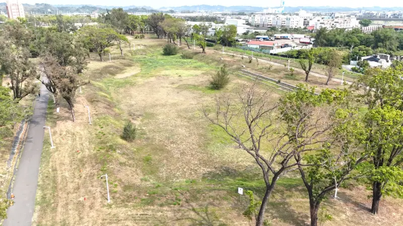 ▲高市府水利局已於4月底前完成全市17件已完工開發案之出流管制設施使用情形檢查，全市滯洪量體將可達519萬噸。（圖／高市府水利局提供）