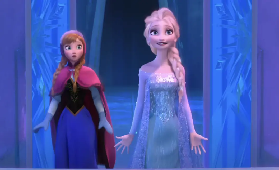 ▲《冰雪奇緣》插曲〈Let It Go〉傳唱度超高，內容是在說艾莎（右）解放超能力的心境。（圖／翻攝自YouTube Walt Disney Animation Studios）