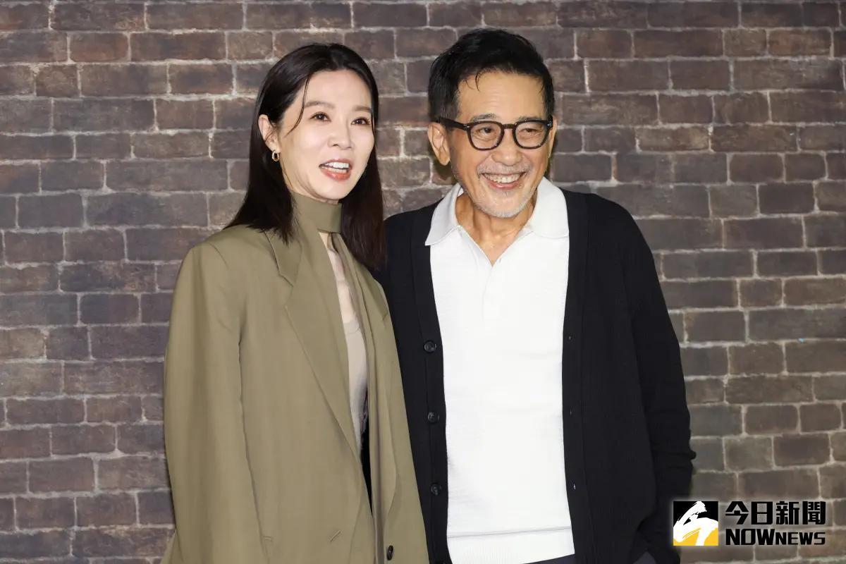 ▲謝盈萱（左）、秦漢（右）出席《忘了我記得》媒體茶敘，謝盈萱透露自己每次看到秦漢的臉就想哭。（圖／記者陳明安攝）