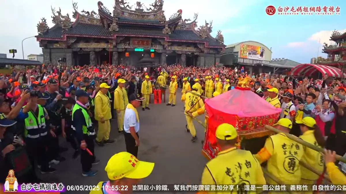 ▲白沙屯媽祖的粉紅超跑鑾轎，今（6）日晚間6點於南投縣松柏嶺受天宮駐駕，續創200年以來首度在南投駐駕的新紀錄。（圖／YT@白沙屯媽祖網路電視台）