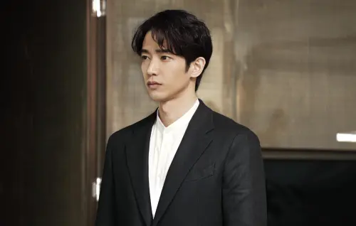 ▲劉以豪在《獵金·遊戲》中有許多投資相關的台詞，還要一口氣講出來，讓自認對股票不太了解的他，覺得有點困難。（圖／華映娛樂提供）