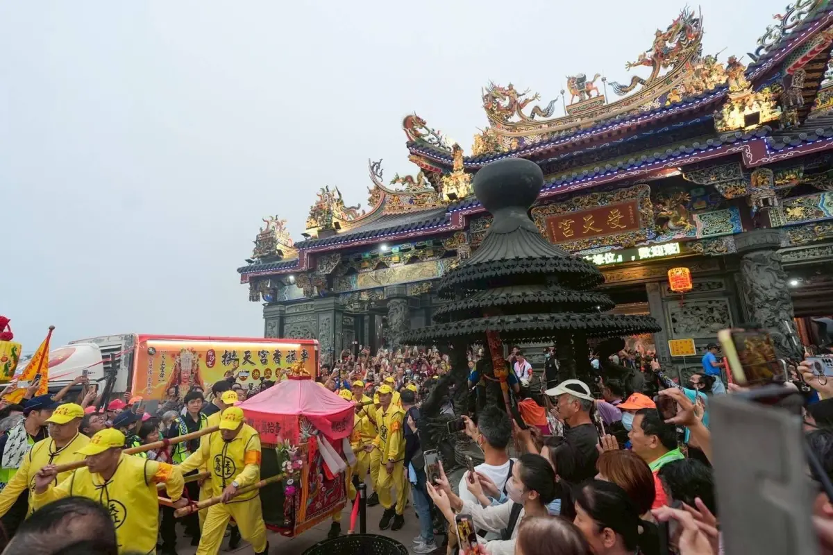 ▲200年來首次到南投的白沙屯媽祖，一早從松柏嶺受天宮啟程，繼續北返路途。（圖／翻攝許淑華臉書，2025.05.07）