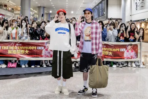 ▲BKPP的魅力讓粉絲湧進機場，只為了親眼見識他們的丰采。（圖／金盞花大影業提供）