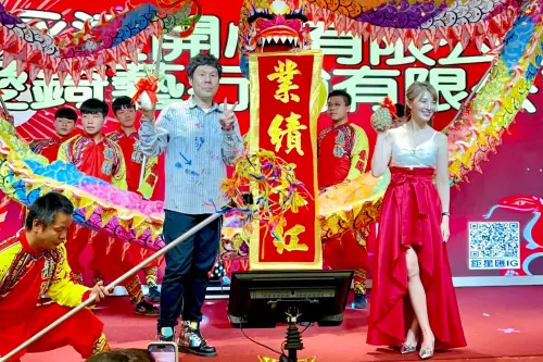 ▲楊煥（左）、江泳錡（右）（圖／翻攝自江泳錡臉書）